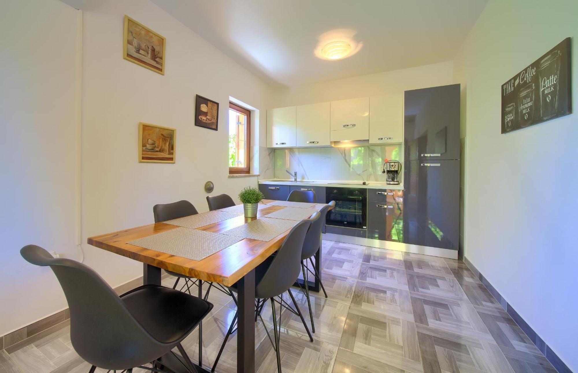 Apartment Bazina - Airconditioning, Parking, 500M From The Beach Krk Town Εξωτερικό φωτογραφία